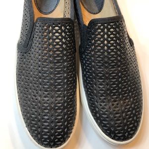 Sofft perforated black leather sneakers size 8
